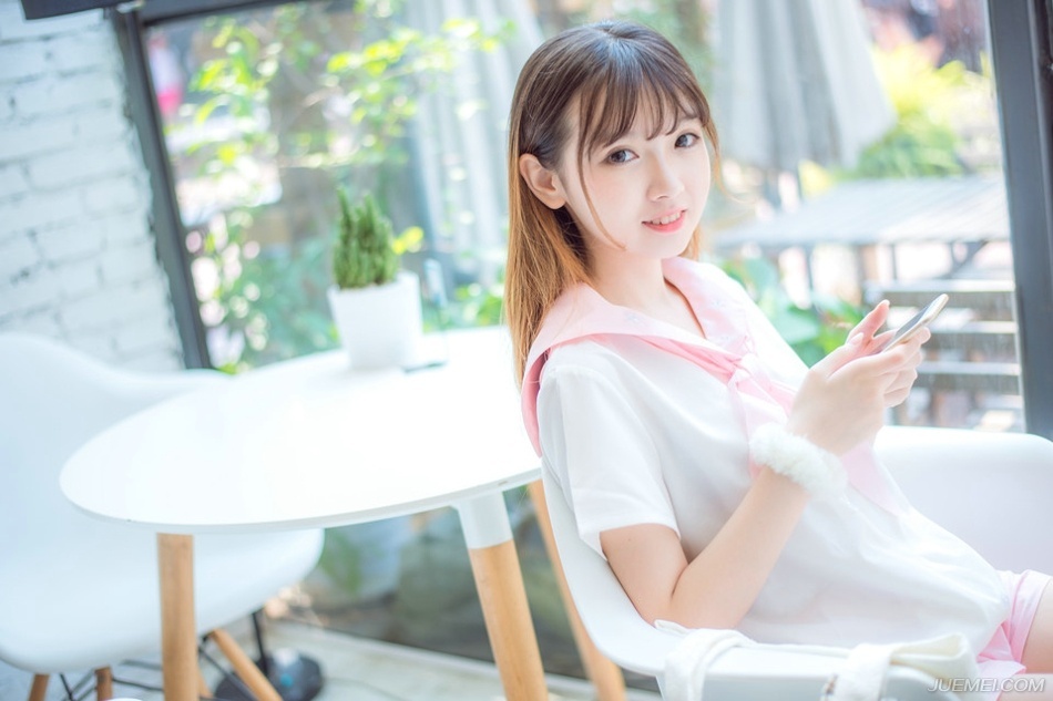 或许刘璝本事不及张任，但若论资历和战功可不比张任少，甚至论资历的话，比张任还高，但被排在张任之下，却从未有过半点怨言，这样一个人，绝对算得上忠臣了，此刻却直呼刘璋的名字，很显然，刘璝的立场此刻已经摆明了。